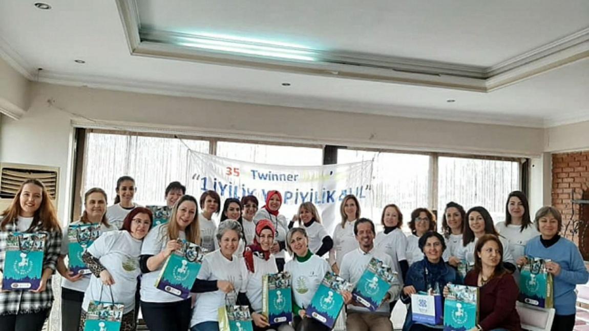 35 TWİNNER İZMİR'DE BULUŞTU